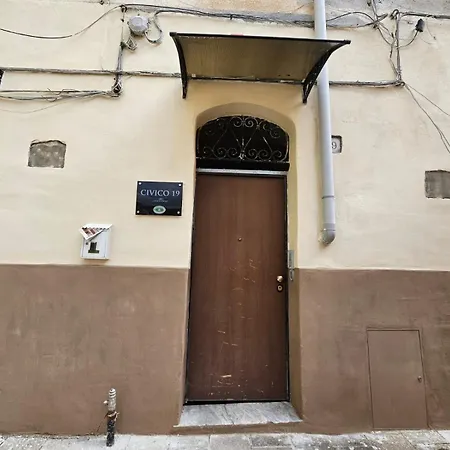 Civico 19 * Σάσαρι